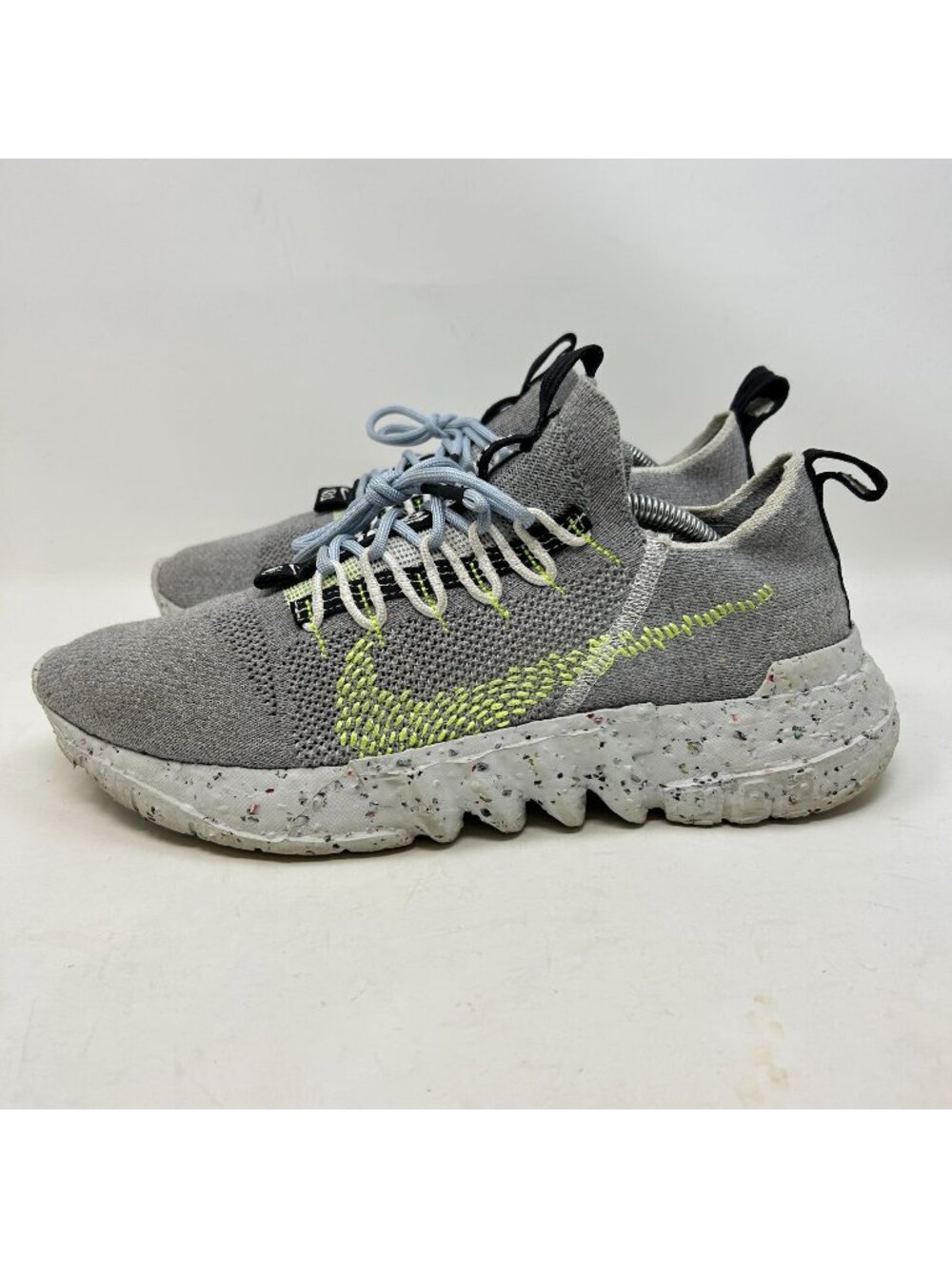 Nike Space Hippie Style Running Shoes Mens 11 Gray Volt Knit Sneakers Comfort